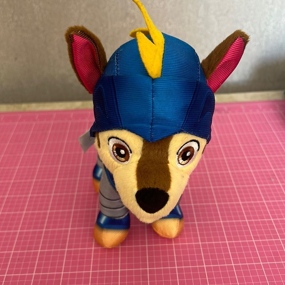 Paw Patrol Rescue Knights Chase 8" Heroic Pup Plush